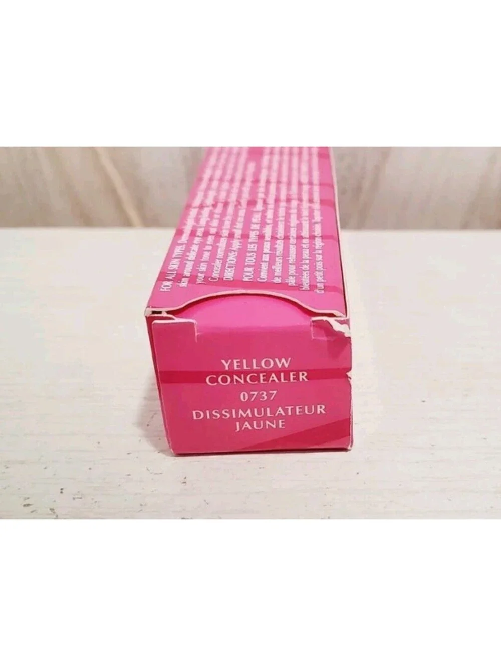 Mary Kay 0737 Yellow Signature Concealer .5oz (New in Box)